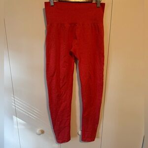 NVGTN Seamless Contour Leggings in Red